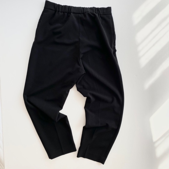 Babaton crop crepe trousers - Picture 5 of 7